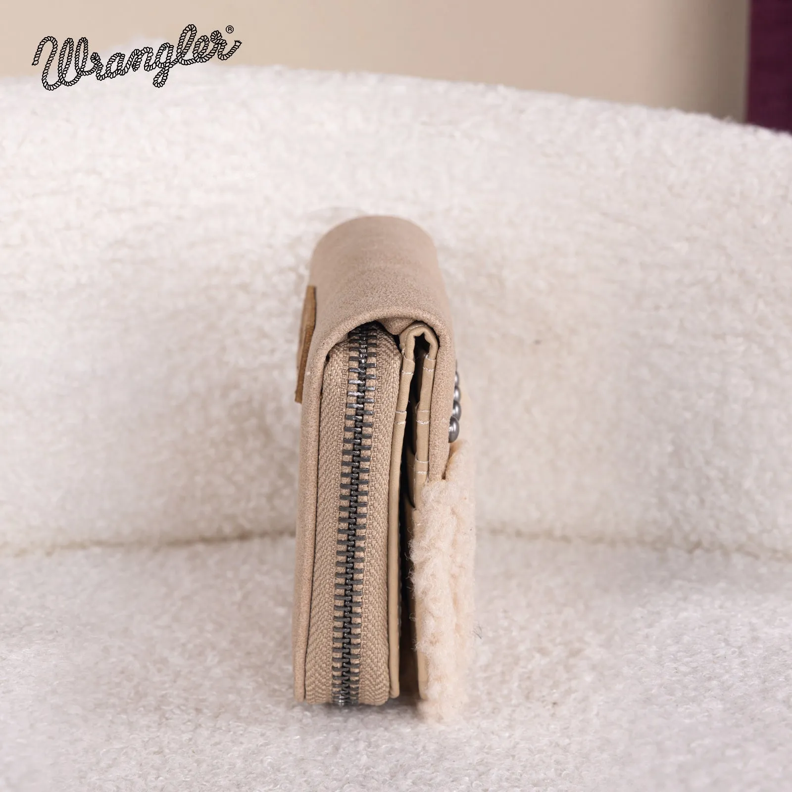 WG160-W014  Wrangler Sherpa  Bi-Fold Wallet -Khaki