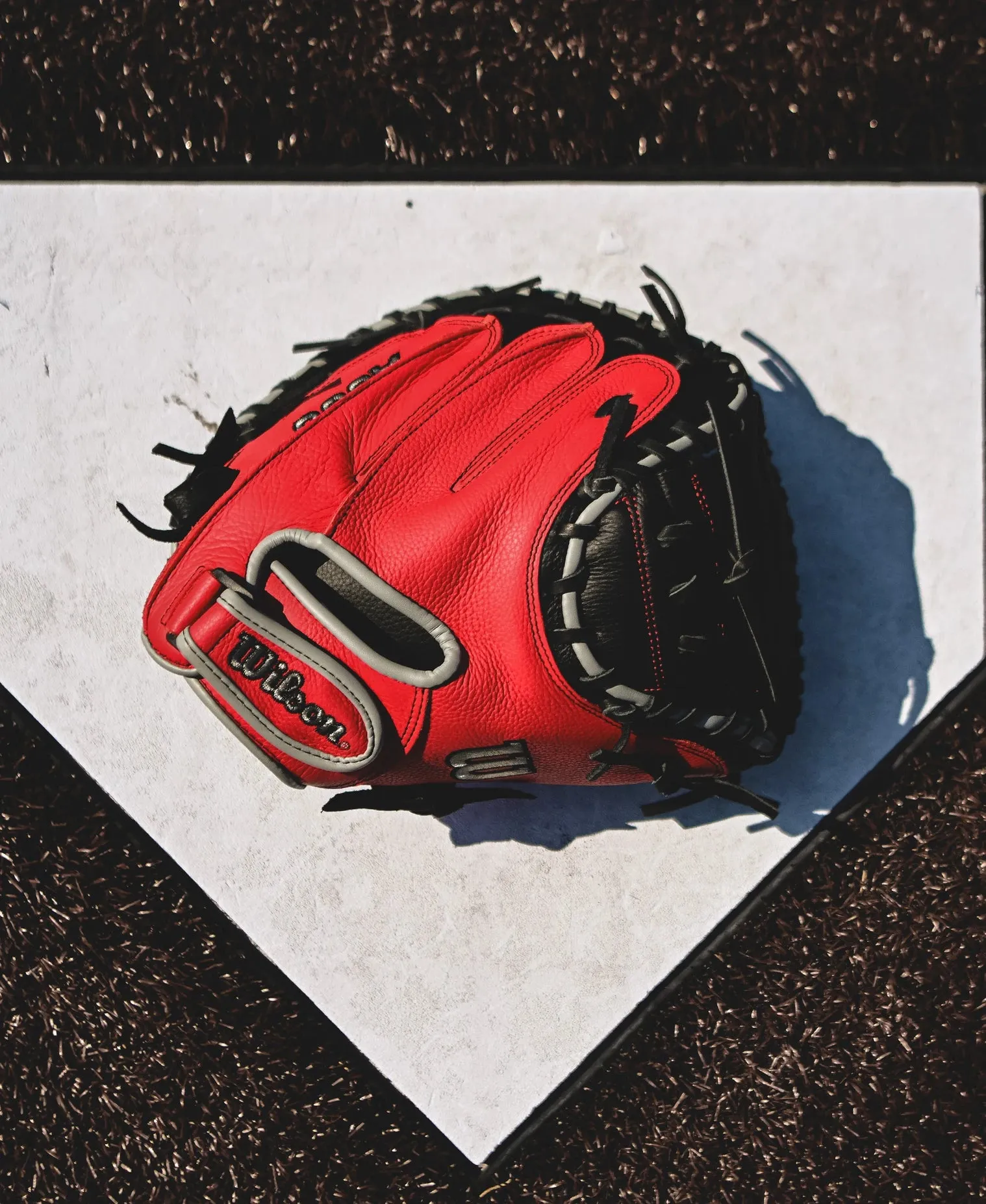 Wilson A500 32" Baseball Catcher's Mitt: WBW10254632