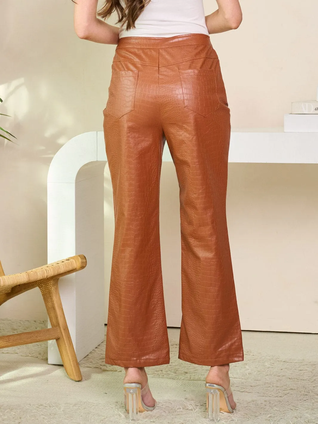 WOMEN'S BUTTON CLOSURE WIDE LEG SNAKE PRINT PANTS