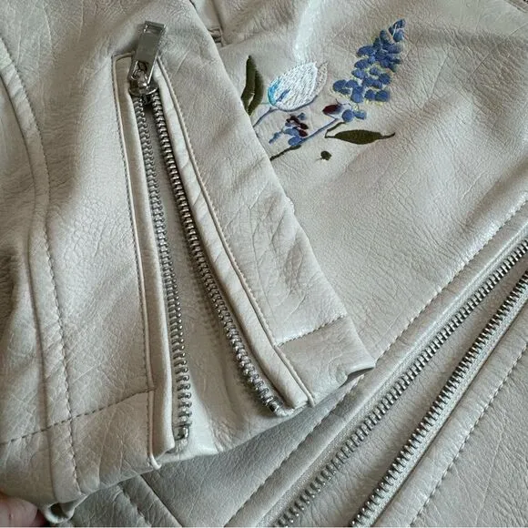 Women’s Floral Embroidered Moto Jacket Faux Leather Medium Ivory Multicolor