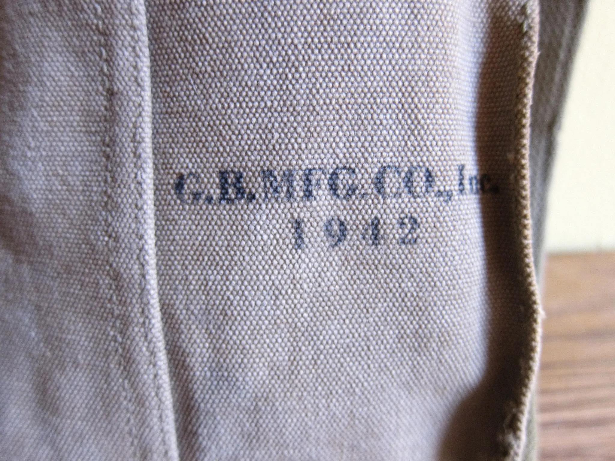 WW2 Canvas Magazine Shoulder Bag by G B Mfg Co, 1942