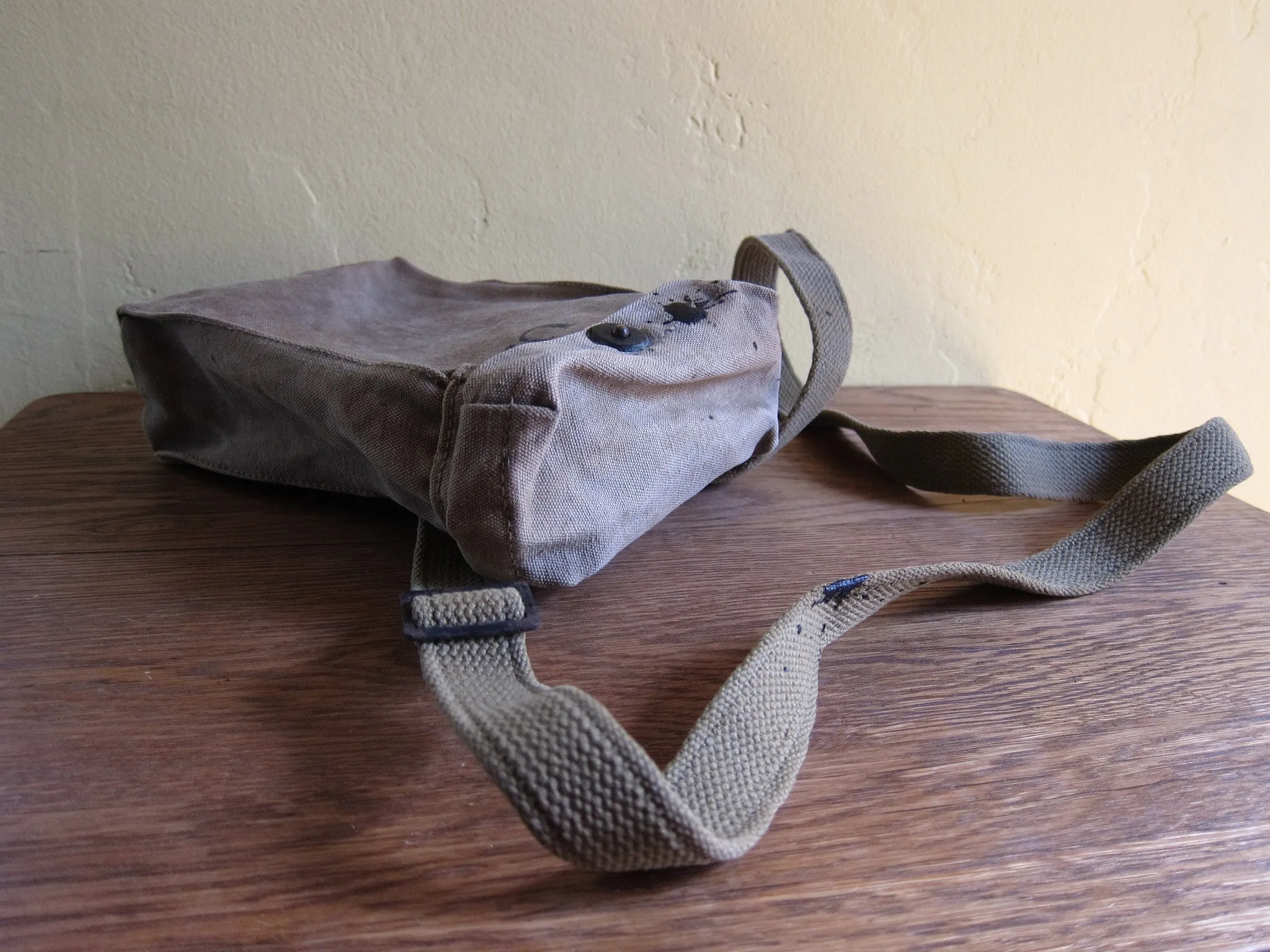 WW2 Canvas Magazine Shoulder Bag by G B Mfg Co, 1942