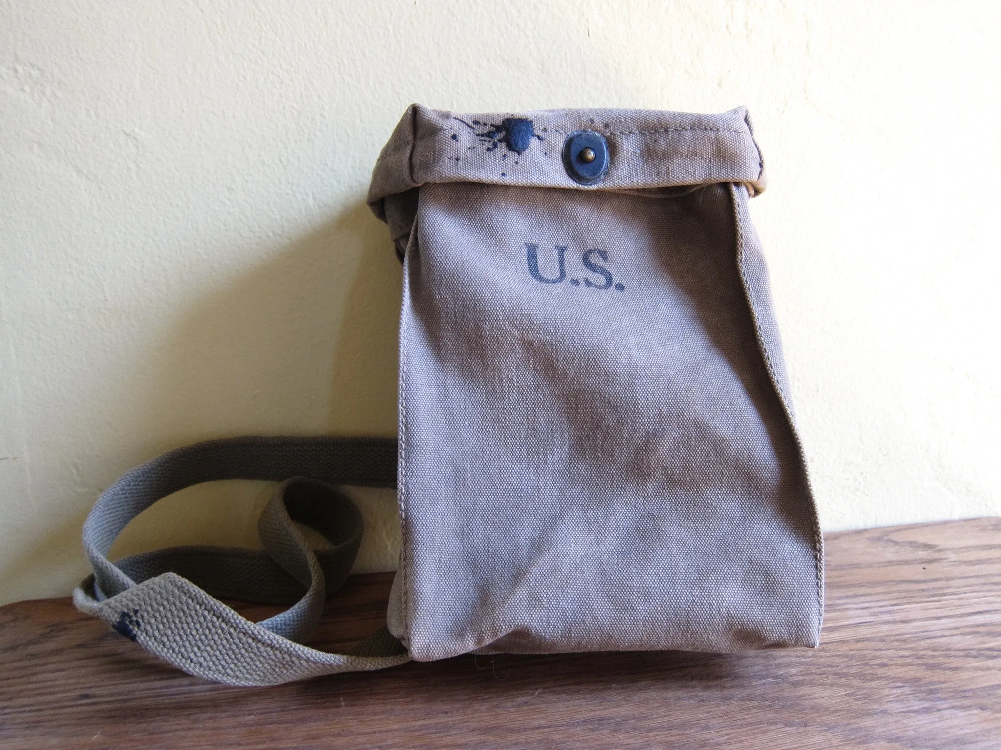 WW2 Canvas Magazine Shoulder Bag by G B Mfg Co, 1942