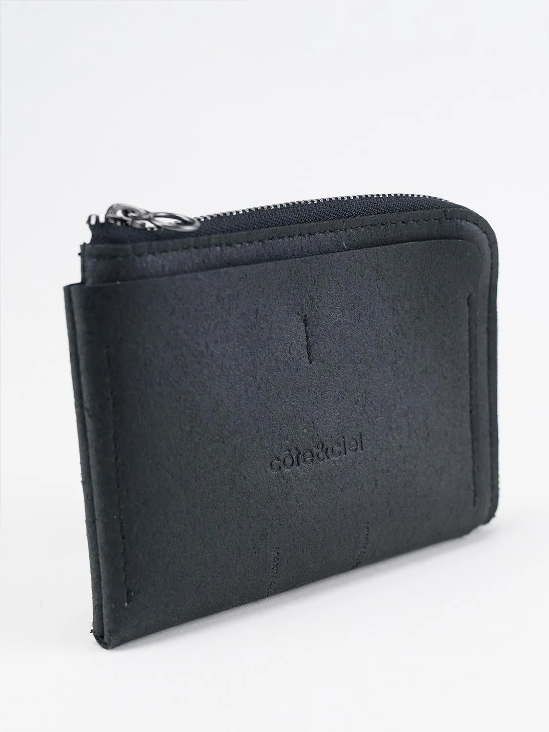 Zippered Wallet L Recycled Leather Black