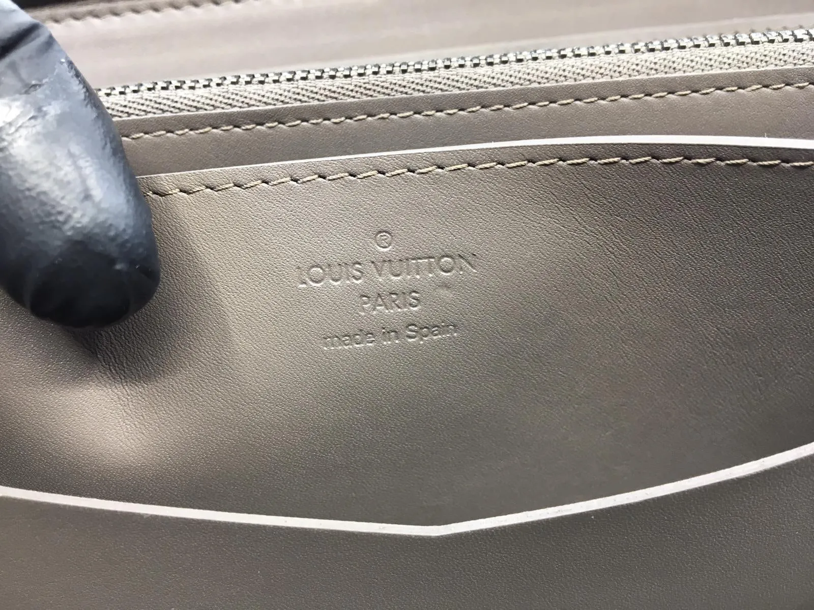 Zippy XL Damier Infini Granite
